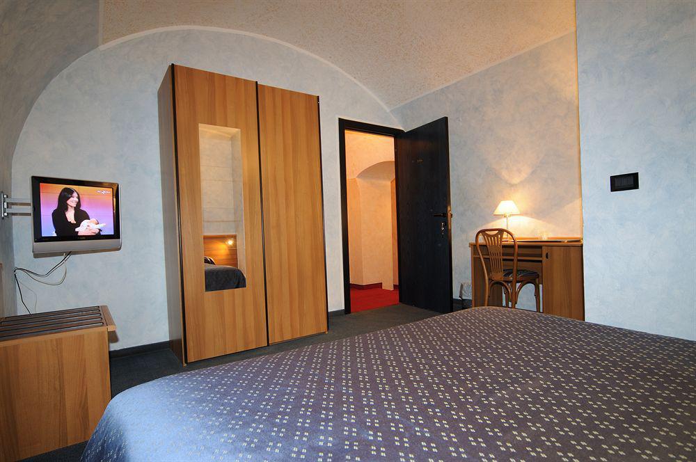 Europa 3* Génova